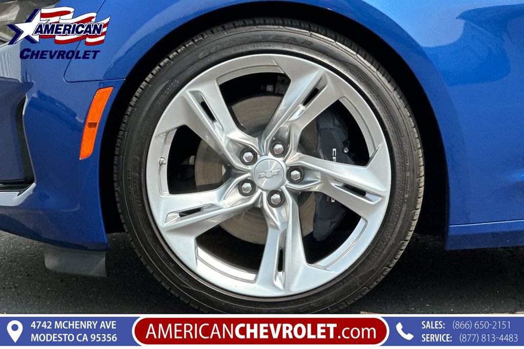 Used 2021 Chevrolet Camaro LT RWD image 36