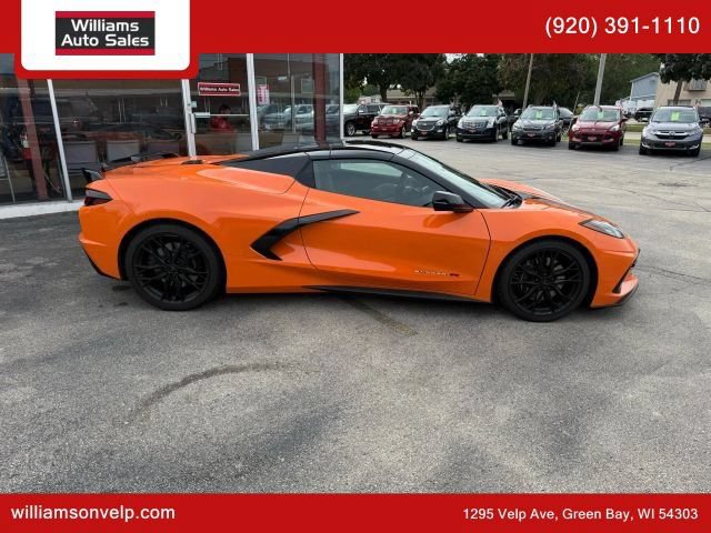 Used 2024 Chevrolet Corvette Stingray Preferred Conv w/ Z51 Performance Package RWD image 3