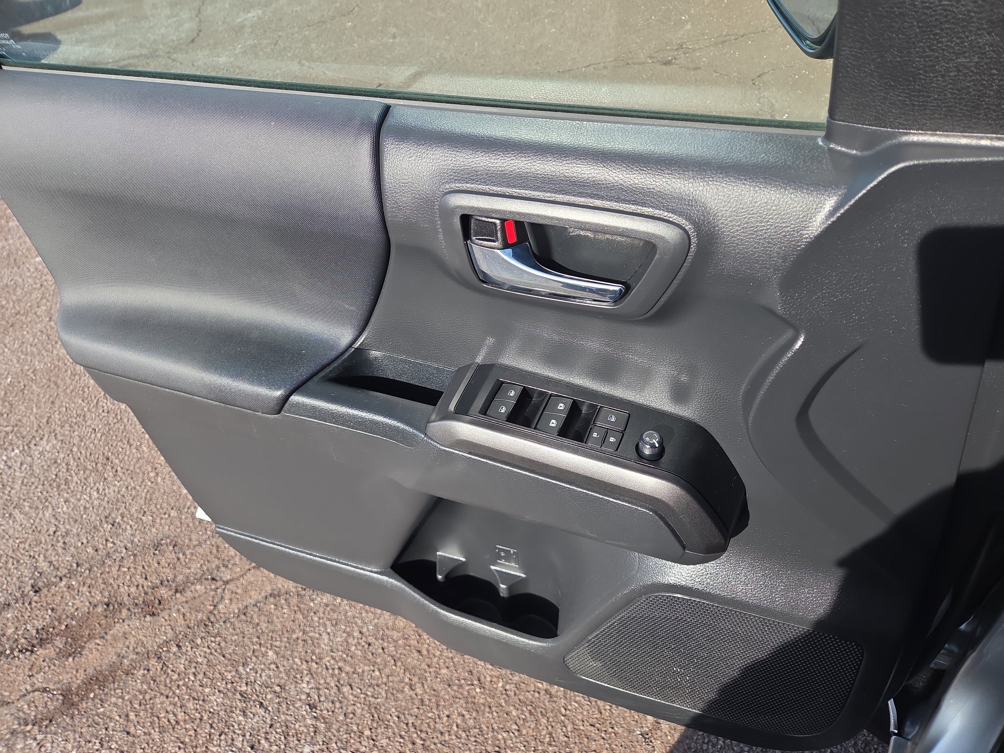 Certified 2023 Toyota Tacoma TRD Off-Road image 14