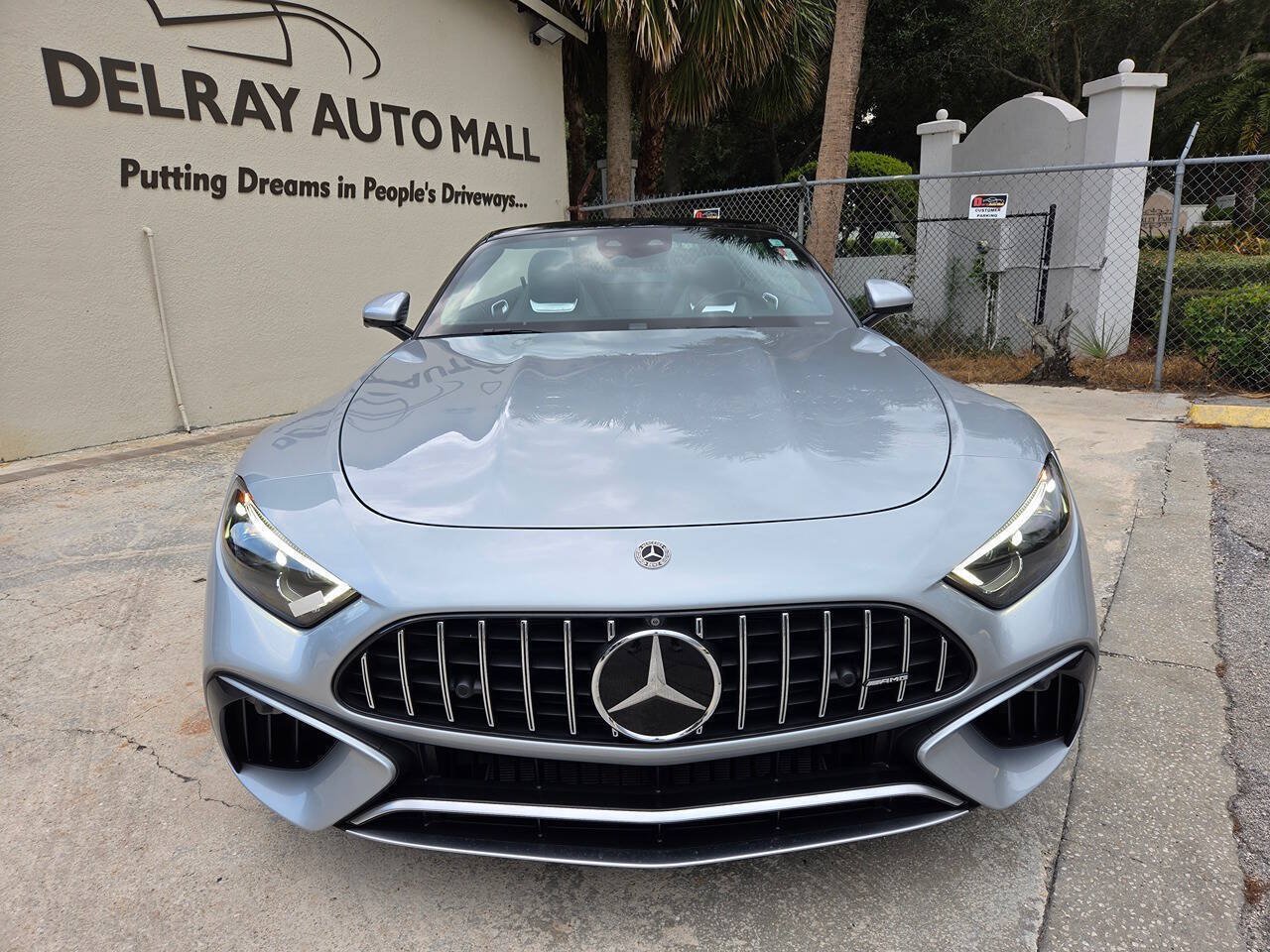 Used 2022 Mercedes-Benz SL 55 AMG 4MATIC image 3