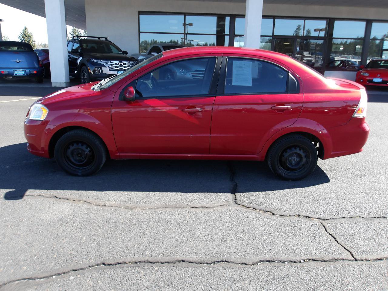 Used 2010 Chevrolet Aveo LT FWD image 2