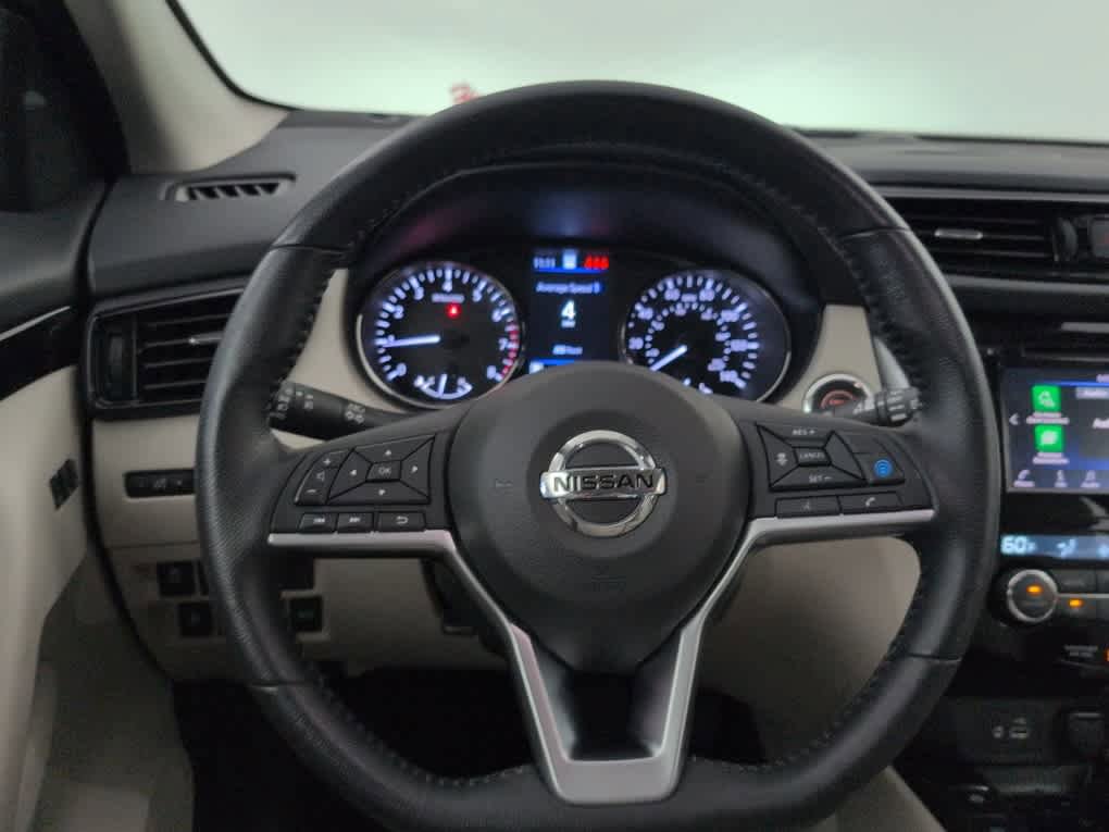 Used 2022 Nissan Rogue Sport SL w/ Premium Package FWD image 17