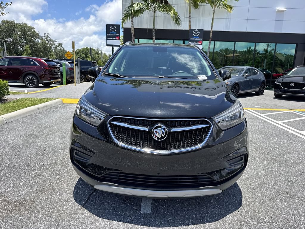 Used 2021 Buick Encore Preferred w/ Safety Package FWD image 29