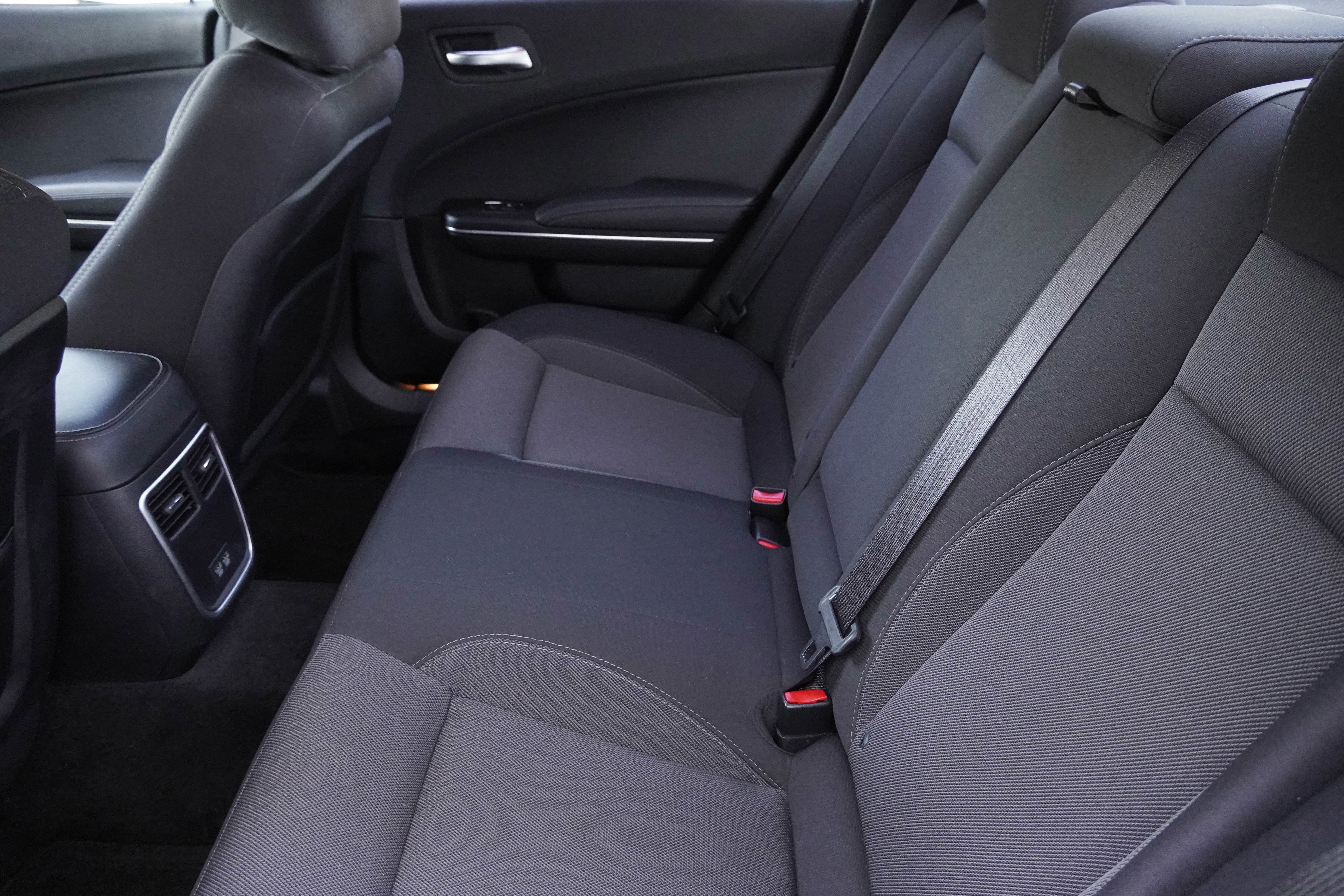 Used 2017 Dodge Charger SE AWD/4WD image 33