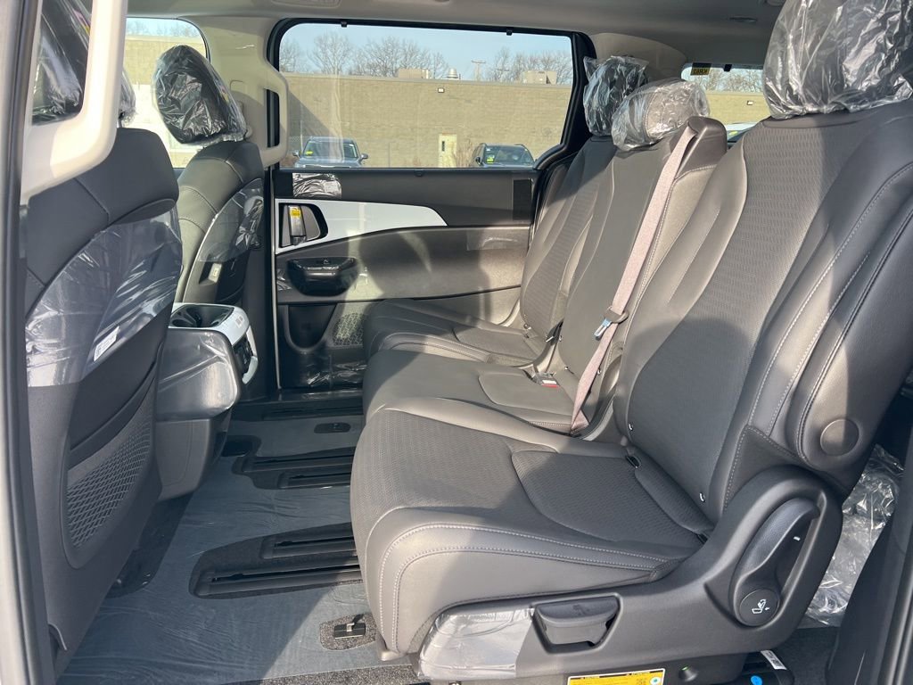New 2026 Kia Carnival SX Prestige image 14