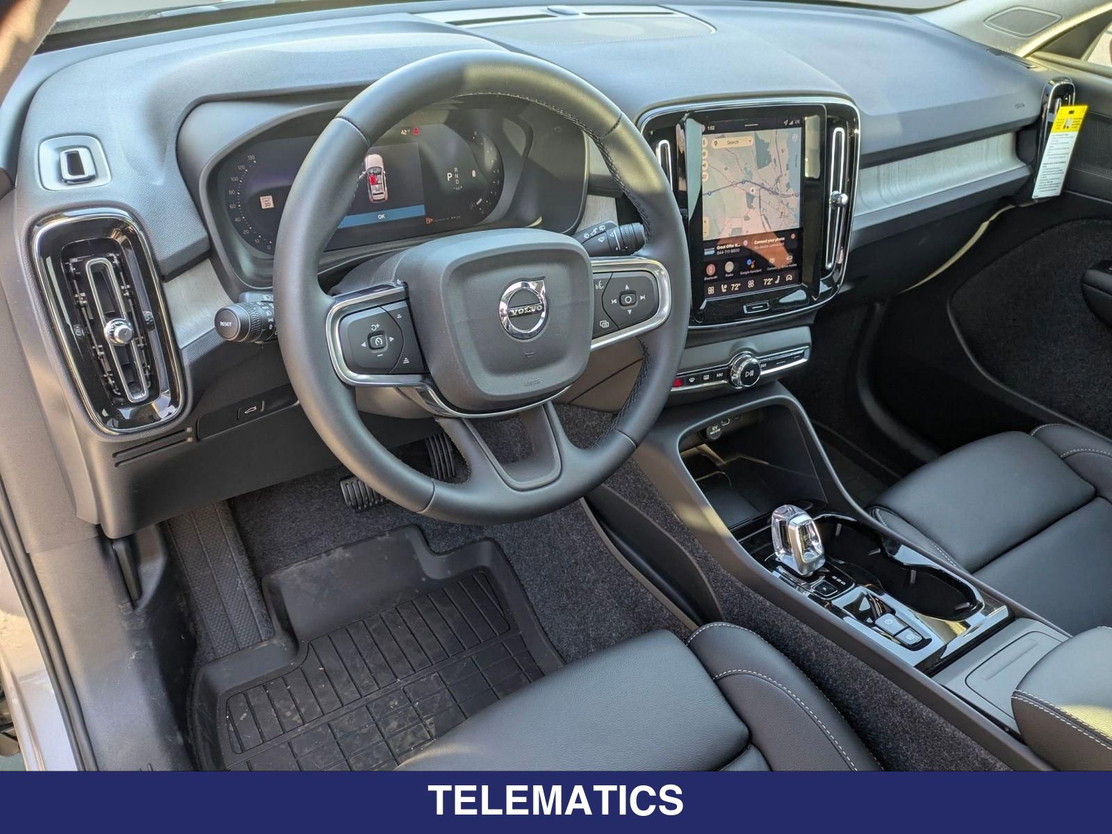 New 2026 Volvo XC40 B5 Plus w/ Protection Package Premier AWD/4WD image 15