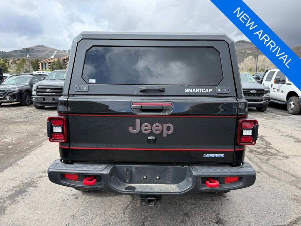 Used 2024 Jeep Gladiator Rubicon w/ Technology Group AWD/4WD image 5
