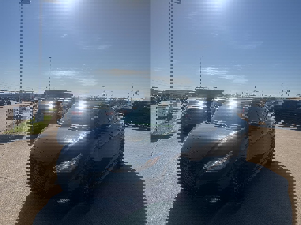 Certified 2022 Nissan Sentra SR w/ Midnight Edition image 5