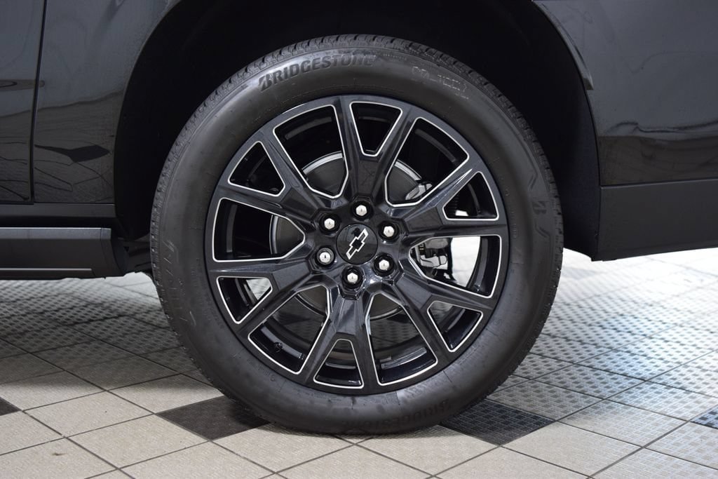 New 2026 Chevrolet Suburban High Country AWD/4WD image 28