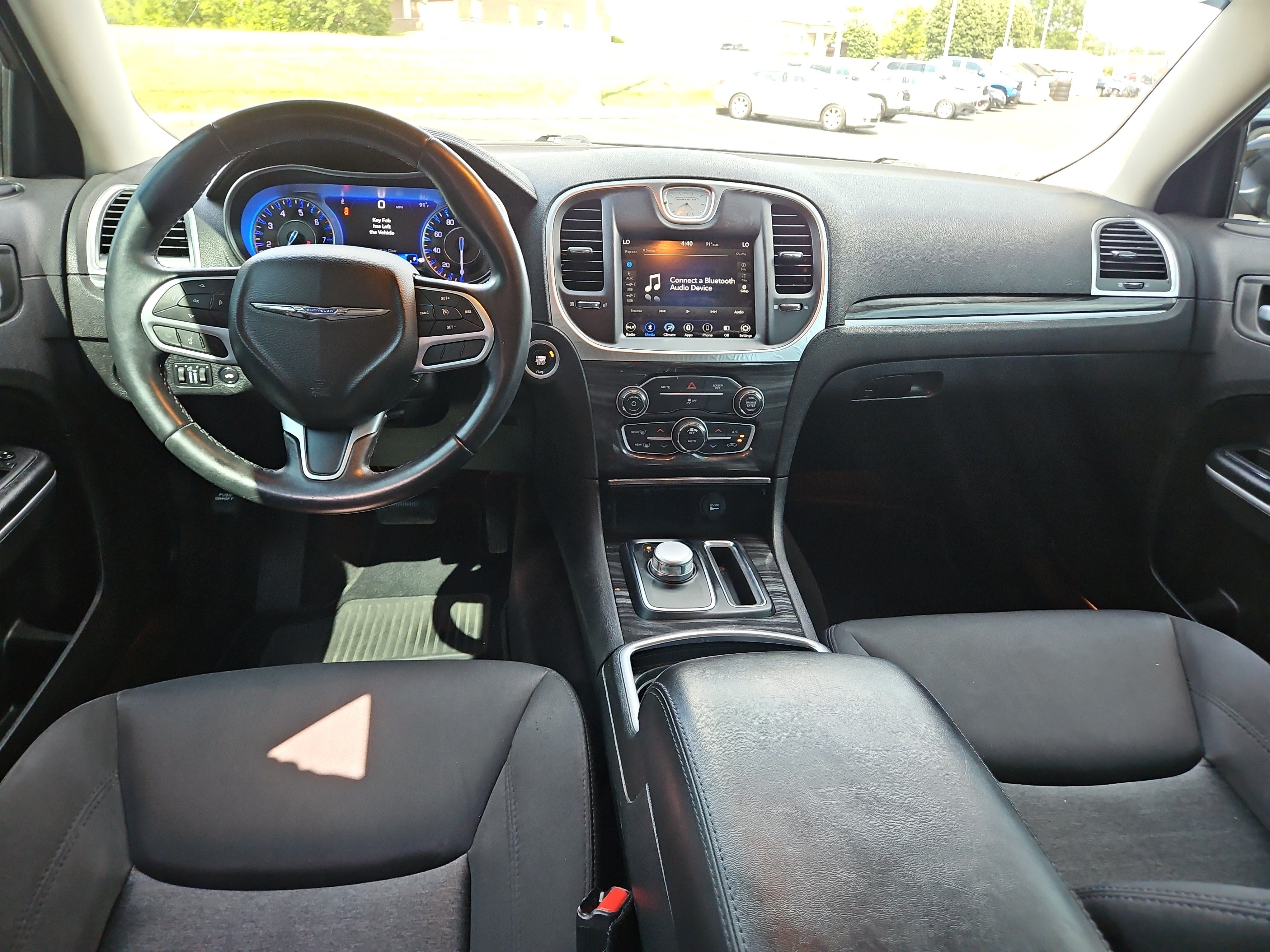 Used 2019 Chrysler 300 Touring w/ Sport Appearance Package AWD/4WD image 9