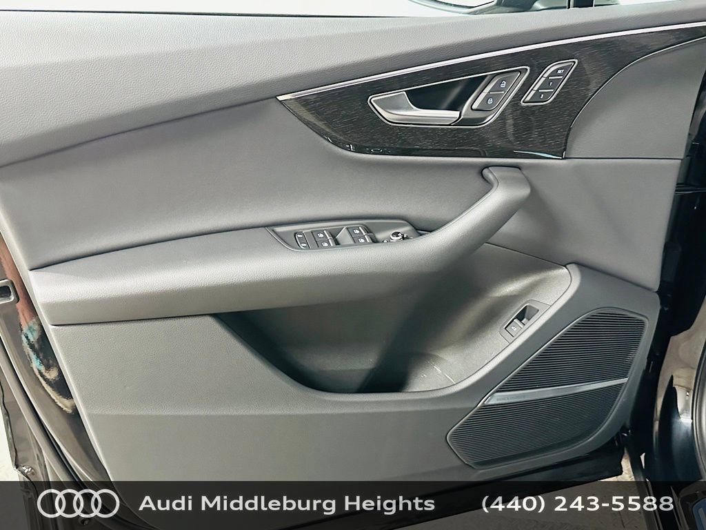Certified 2026 Audi Q7 3.0T Premium w/ Convenience Plus Package AWD/4WD image 31