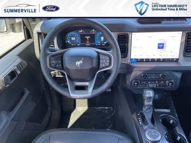 New 2025 Ford Bronco Outer Banks AWD/4WD image 8