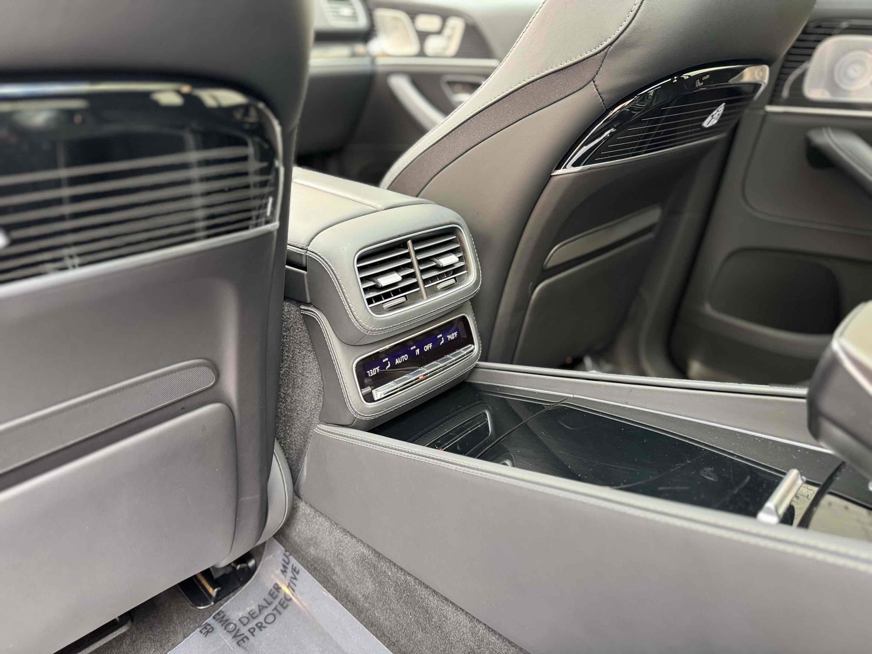 Used 2023 Mercedes-Benz Maybach GLS 600 4MATIC image 37