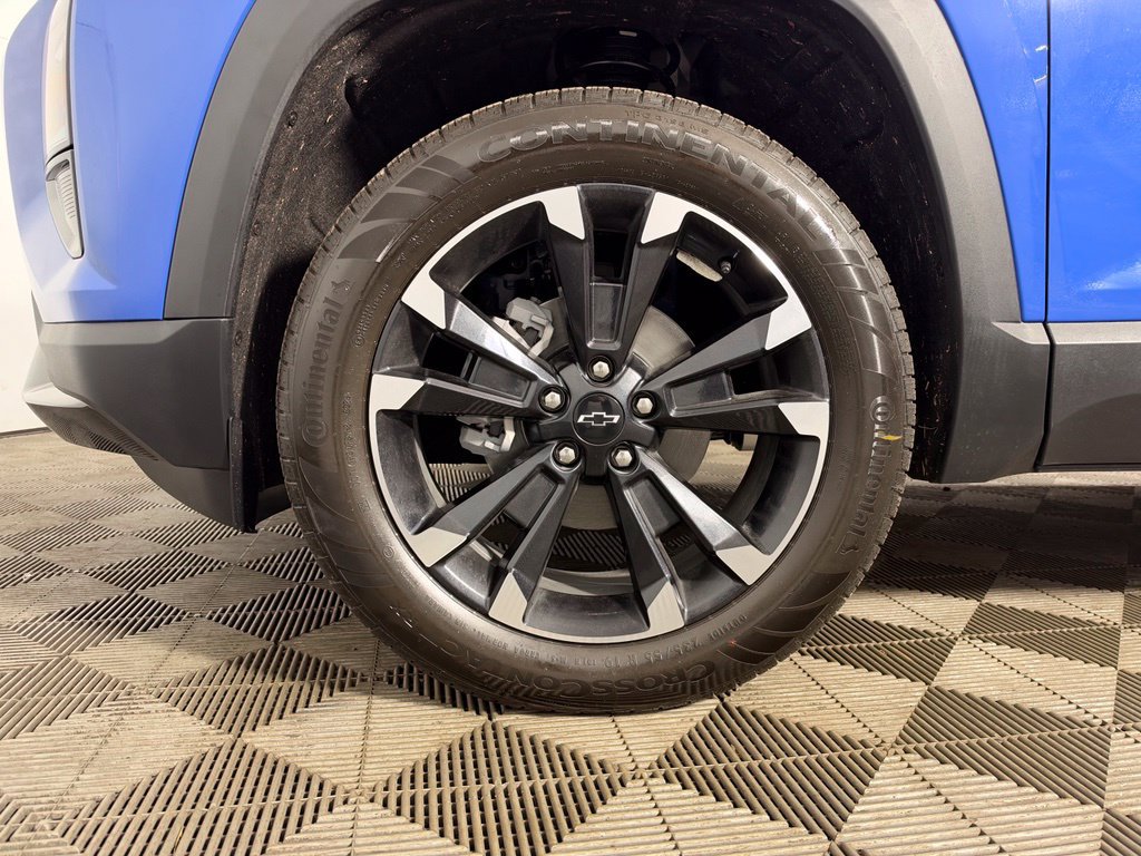 New 2027 Chevrolet Equinox RS w/ Convenience Package III FWD image 27