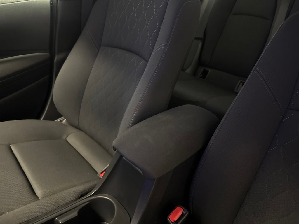 Used 2024 Toyota Corolla LE FWD image 35