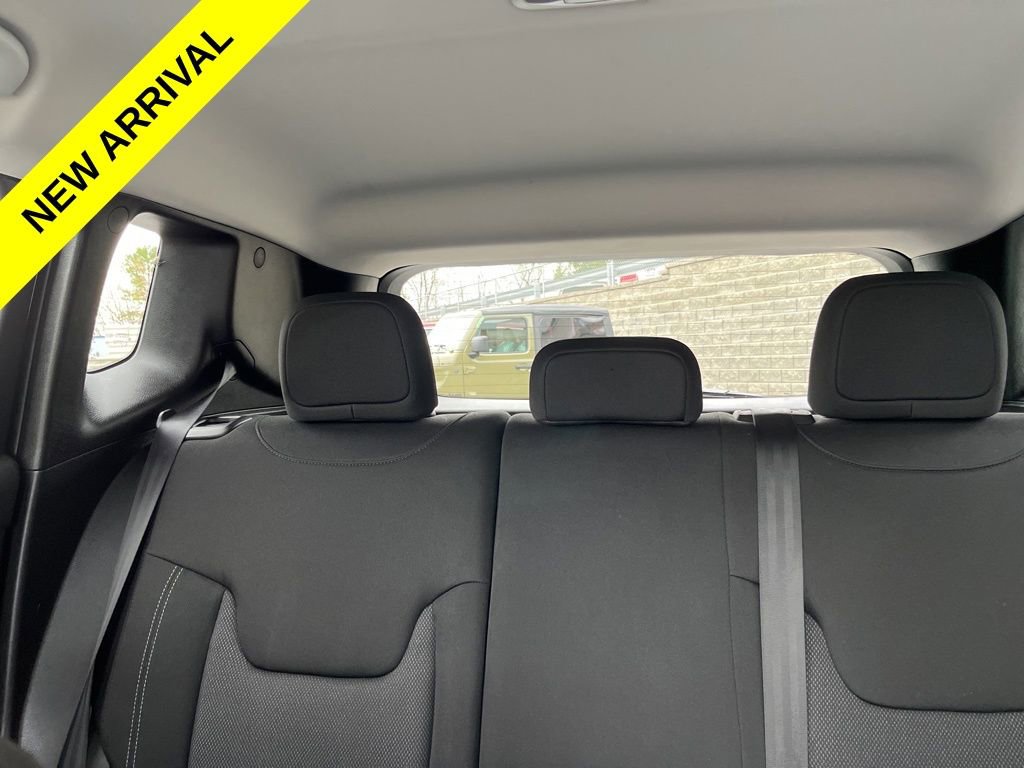 Used 2021 Jeep Renegade Sport image 26