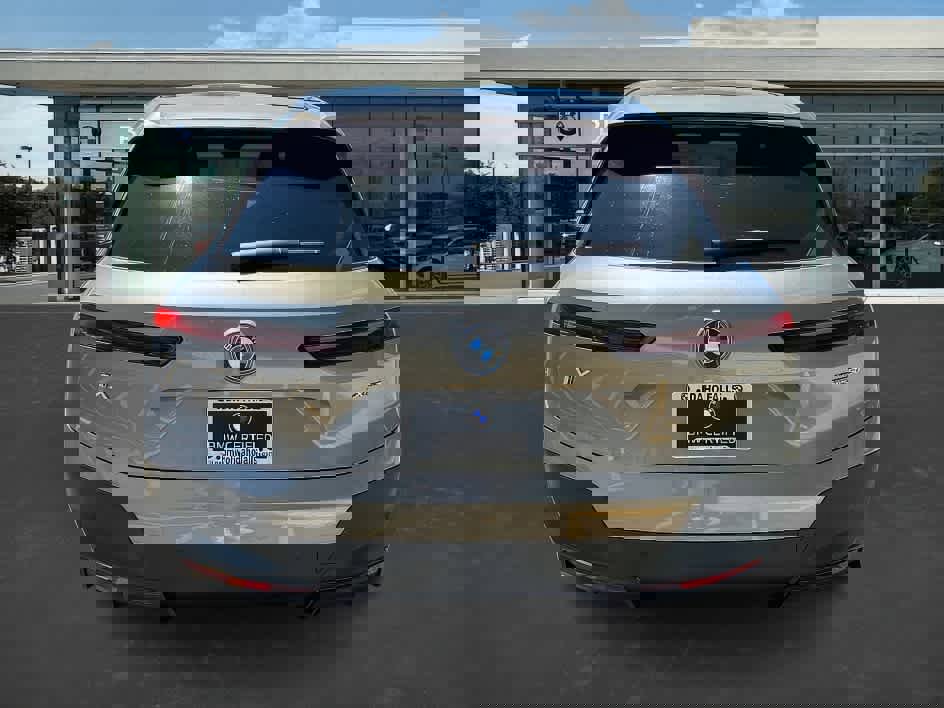 Certified 2023 BMW iX xDrive50 w/ Convenience Package image 9