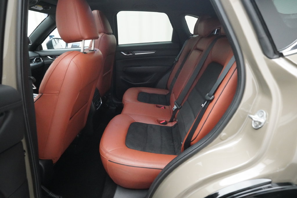 Certified 2024 MAZDA CX-5 Carbon Edition AWD/4WD image 16