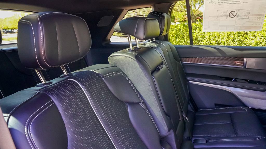 New 2026 Cadillac Vistiq Sport image 10