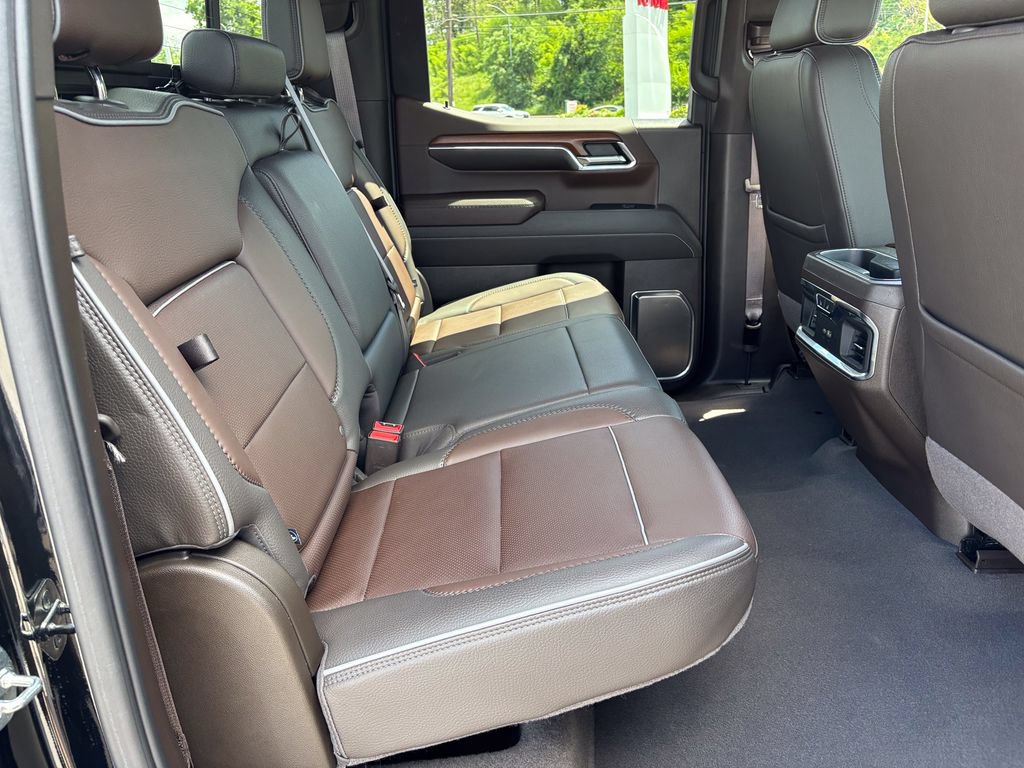 Used 2023 GMC Sierra 1500 Denali AWD/4WD image 50