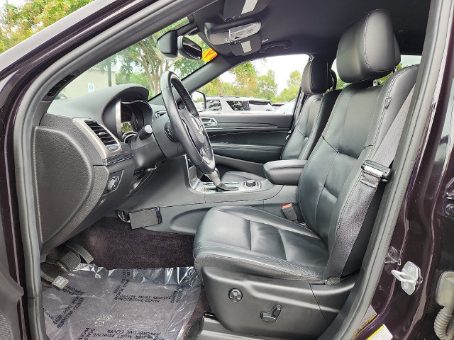 Used 2019 Jeep Grand Cherokee Limited w/ Trailer Tow Group IV AWD/4WD image 13
