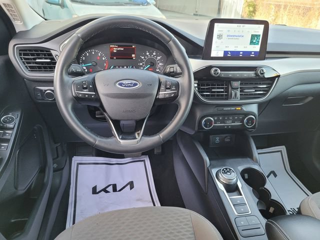 Used 2022 Ford Escape SE w/ Convenience Package FWD image 19