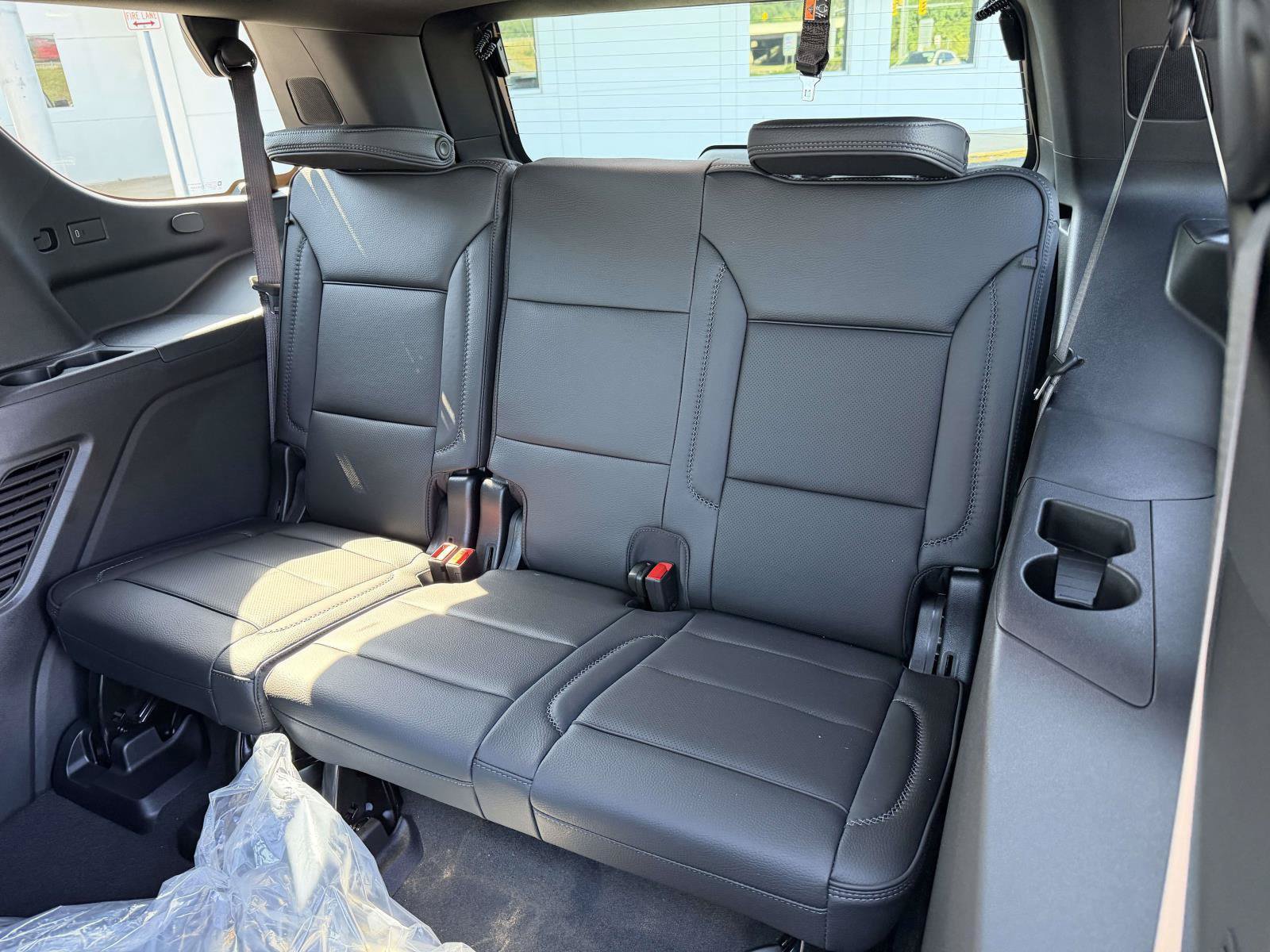 New 2026 GMC Yukon Denali w/ Sun & Power Step Package AWD/4WD image 10