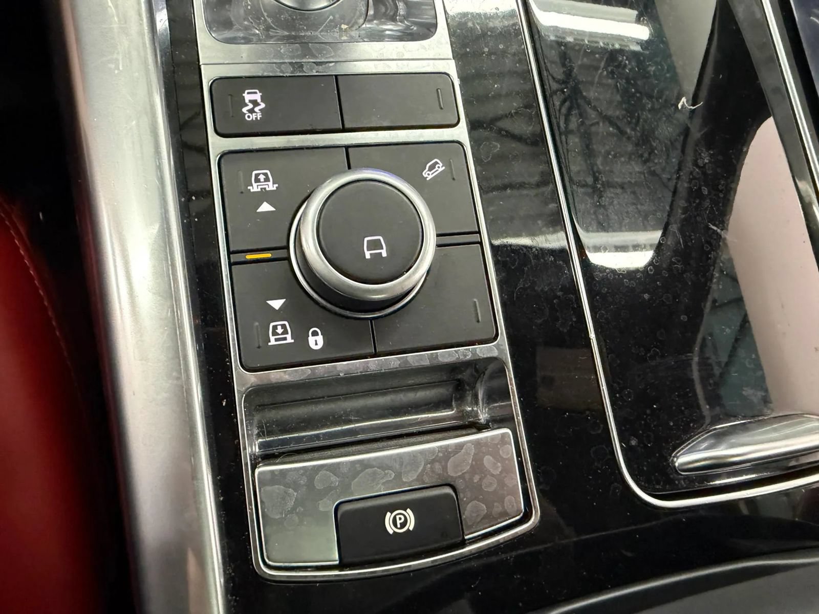 Used 2022 Land Rover Range Rover Sport HST AWD/4WD image 32