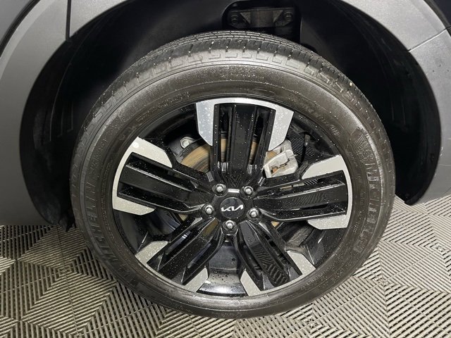 Used 2023 Kia Telluride SX image 30