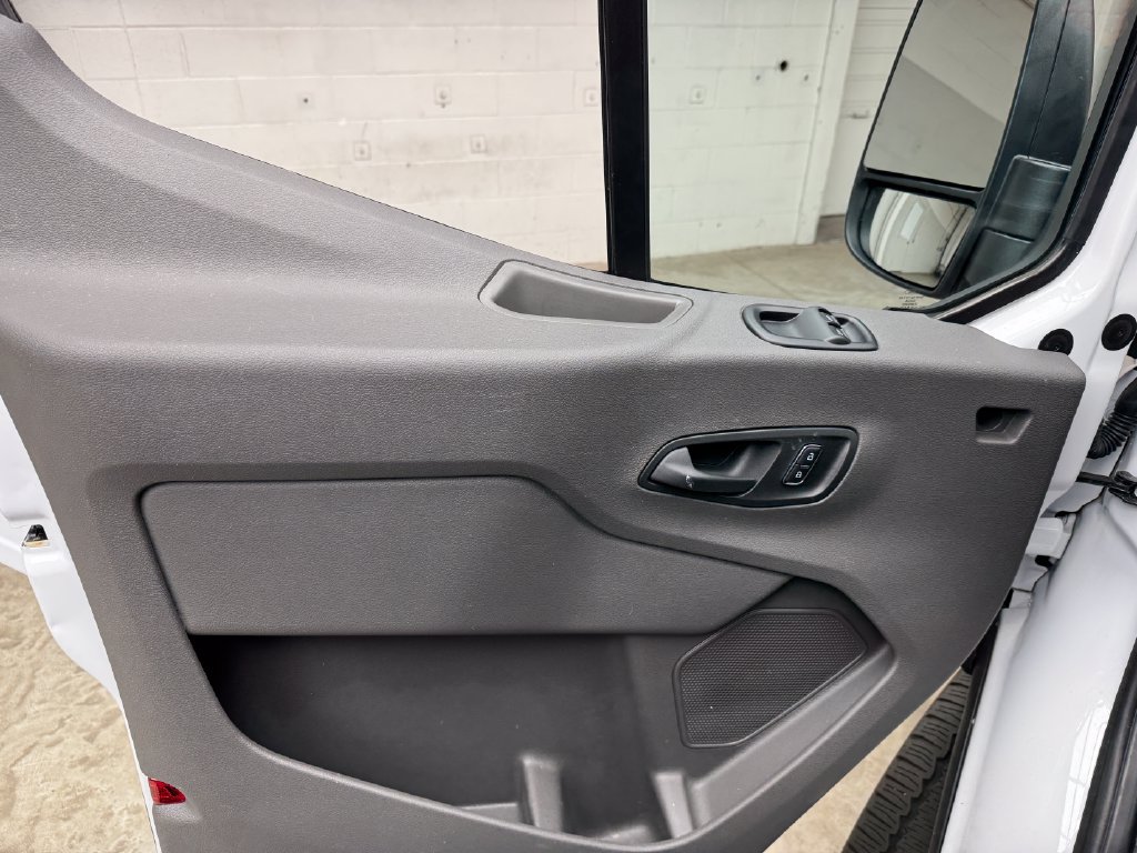 Certified 2025 Ford Transit 250 Low Roof w/ Exterior Upgrade Package RWD image 11