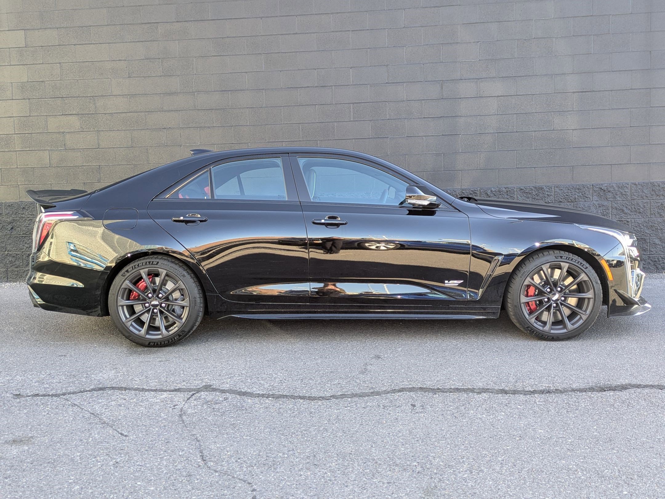 Used 2025 Cadillac CT4 V Blackwing w/ Carbon Fiber 1 Package image 4