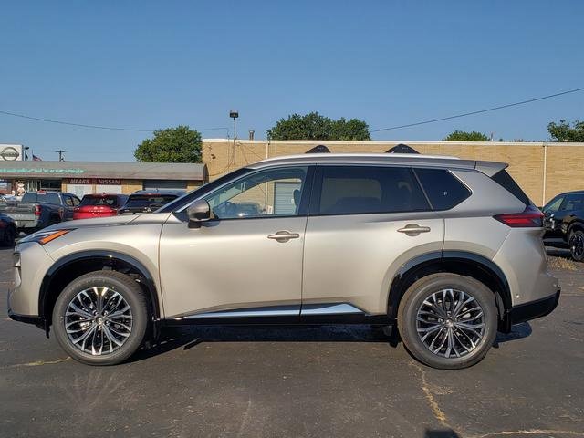 New 2026 Nissan Rogue Platinum image 3
