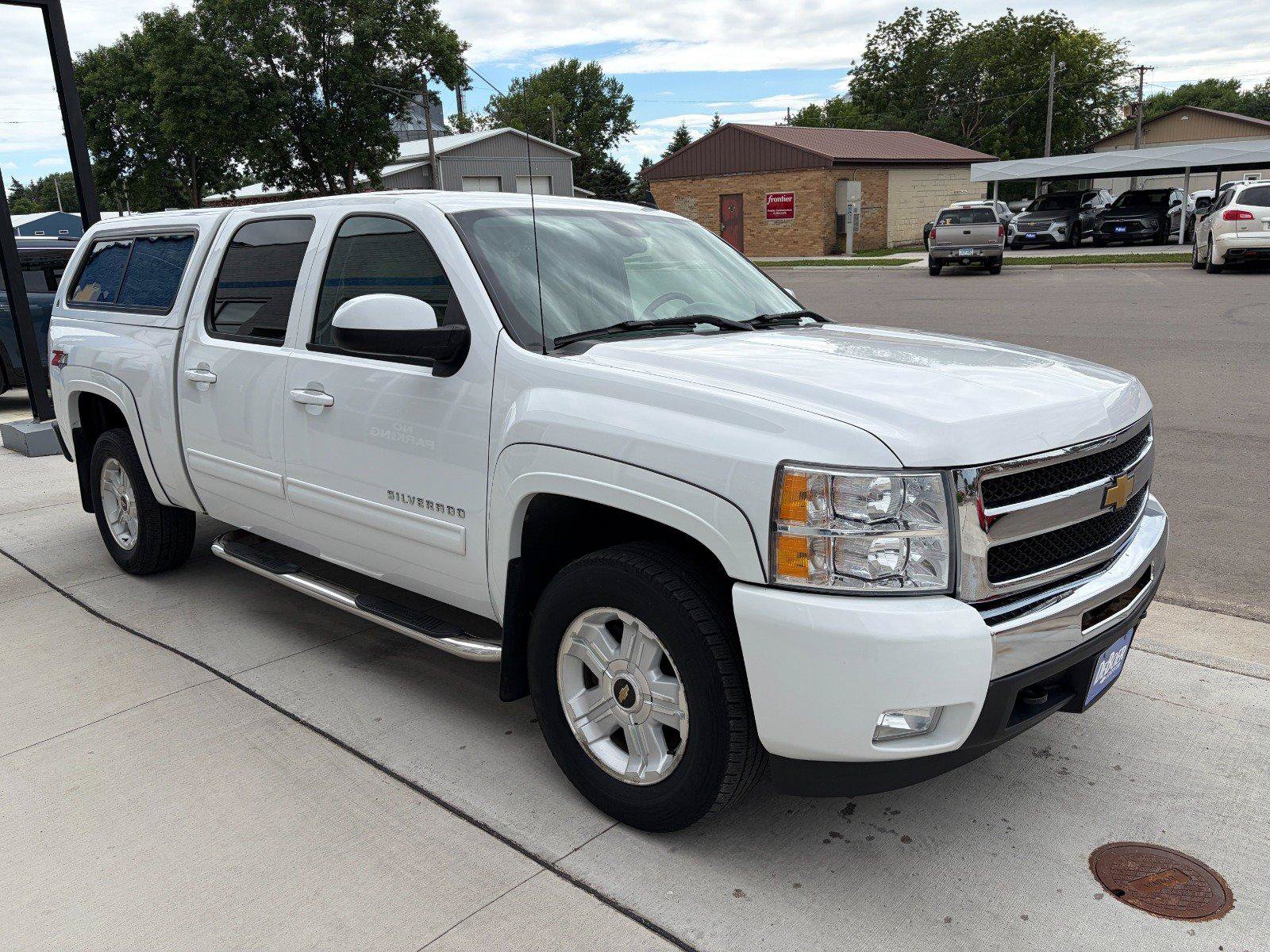Used 2010 Chevrolet Silverado 1500 LTZ w/ Suspension Package, Off-Road AWD/4WD image 6