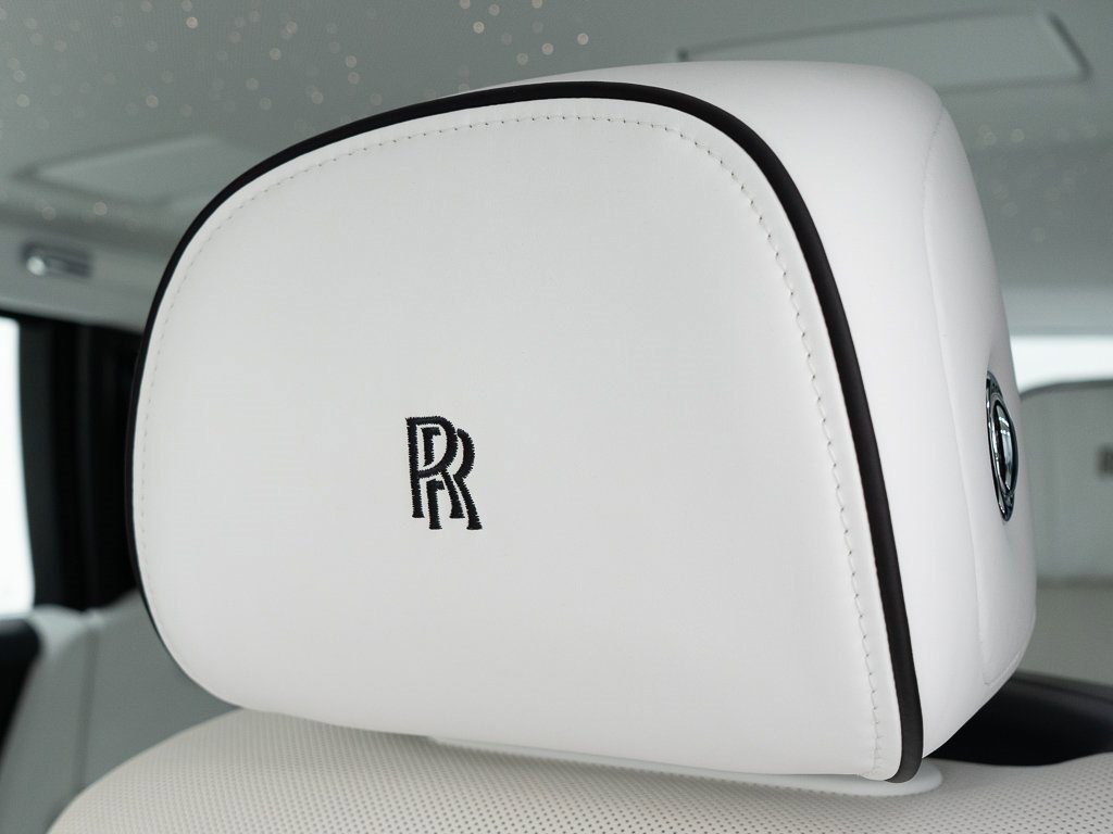 Certified 2023 Rolls-Royce Phantom Sedan image 18