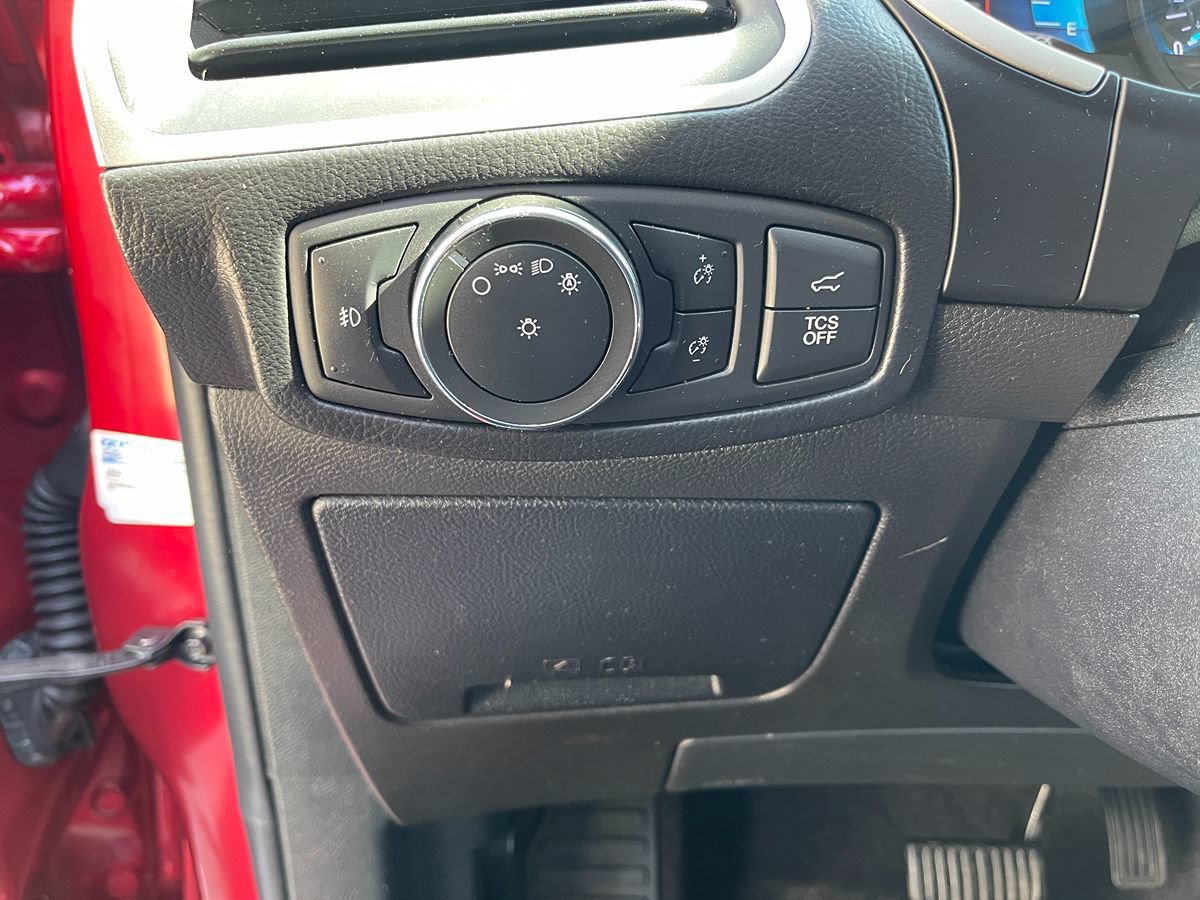 Used 2020 Ford Edge SEL w/ Convenience Package FWD image 19
