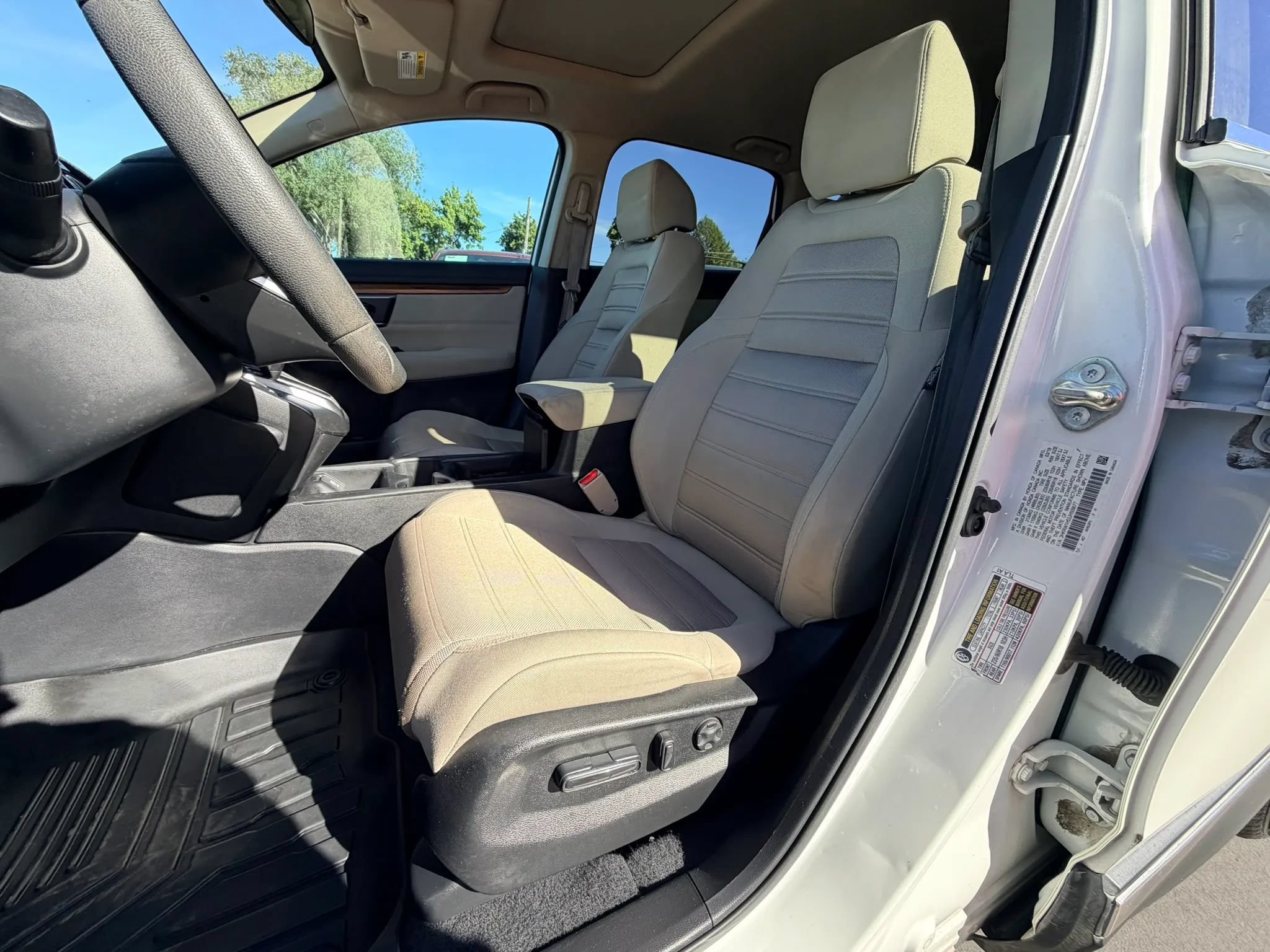 Used 2018 Honda CR-V EX image 11