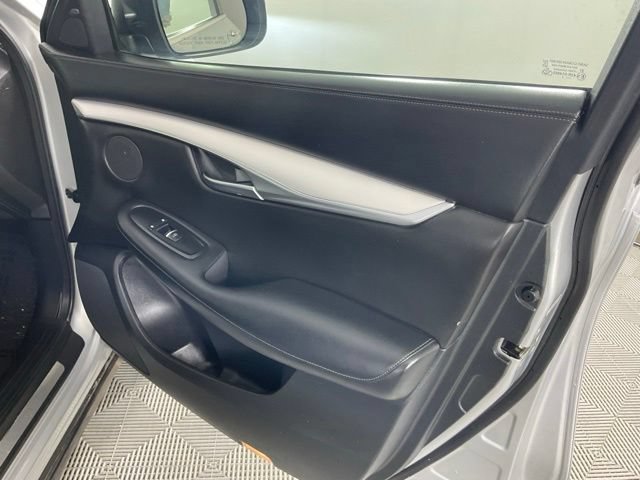 Used 2021 INFINITI QX50 Luxe FWD image 26