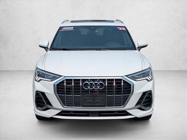 Used 2025 Audi Q3 2.0T Premium AWD/4WD image 2