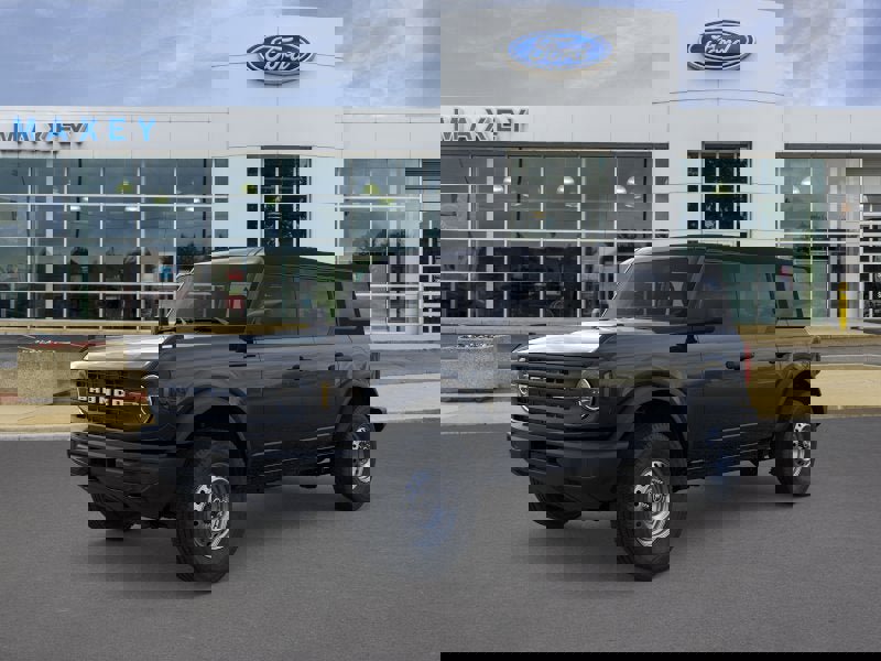 New 2025 Ford Bronco 4-Door image 1