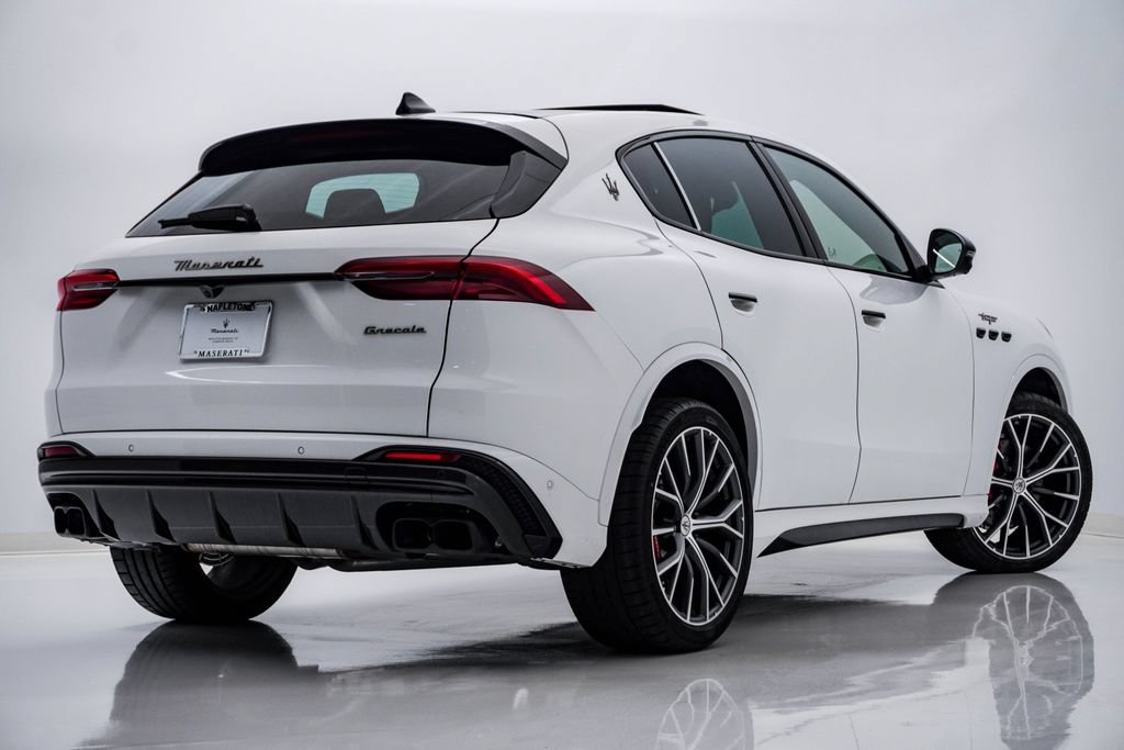 Used 2025 Maserati Grecale Modena AWD/4WD image 9