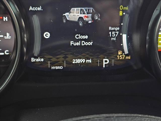 Used 2022 Jeep Wrangler Unlimited Sahara image 24