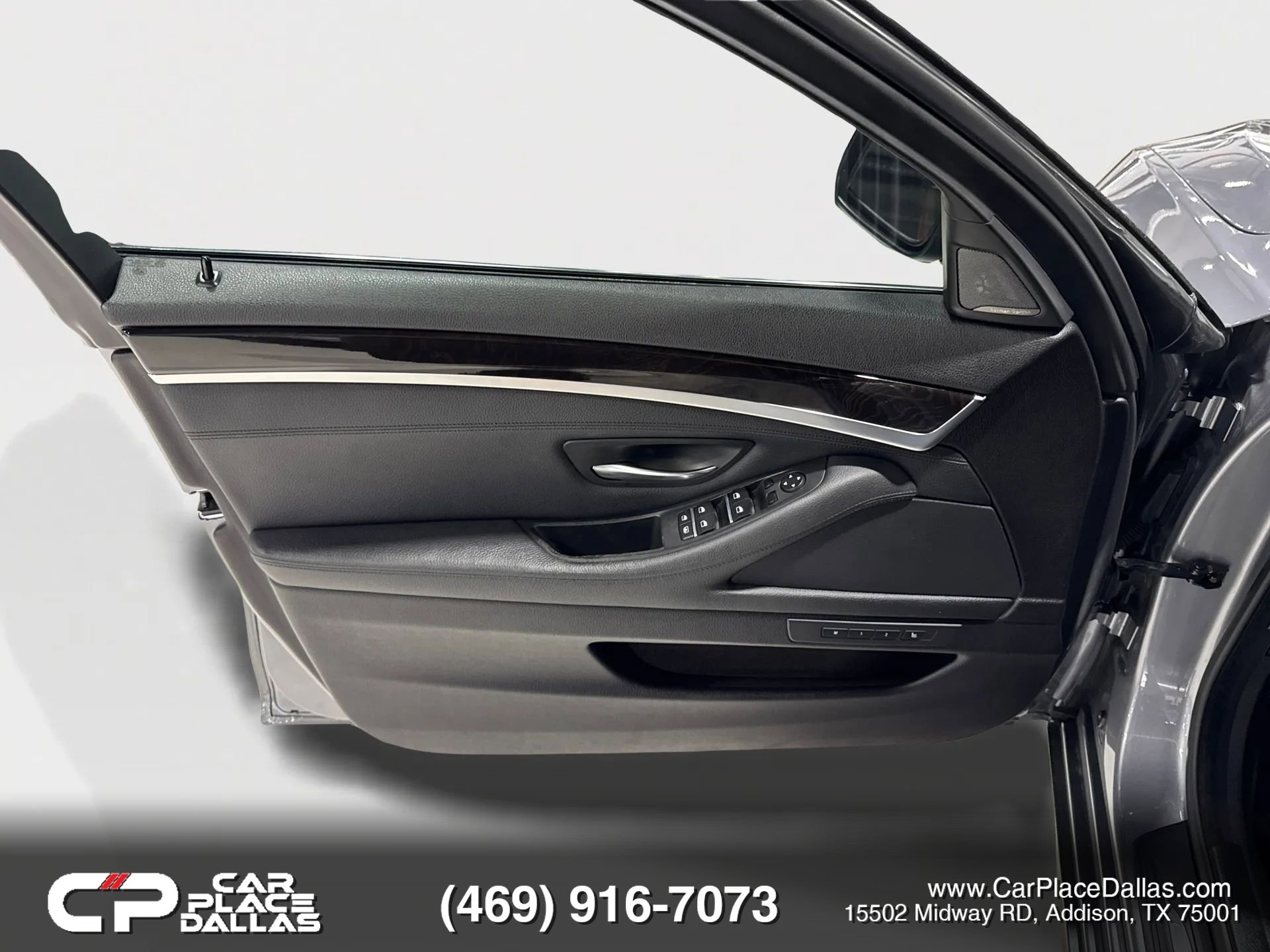 Used 2014 BMW 550i xDrive Sedan AWD/4WD image 15