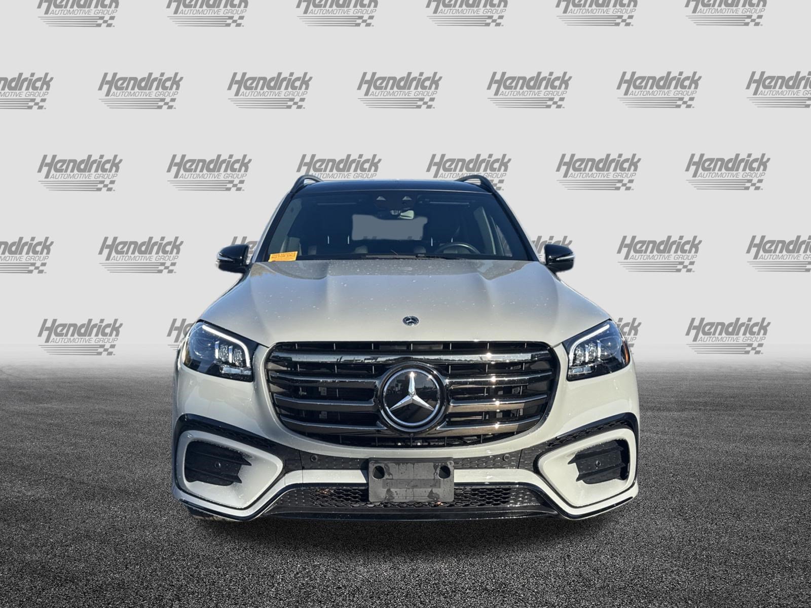 Used 2024 Mercedes-Benz GLS 450 4MATIC image 3