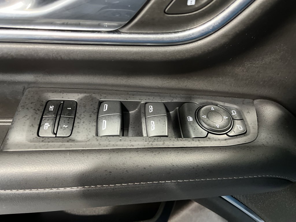 Used 2024 Chevrolet Tahoe LT image 33