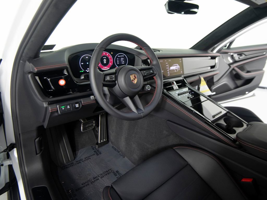 New 2026 Porsche Panamera GTS image 4