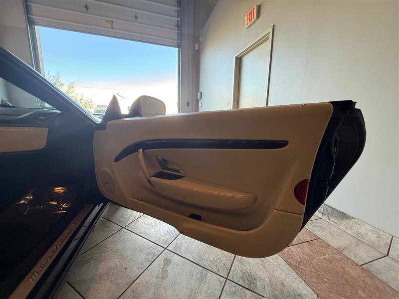 Used 2010 Maserati GranTurismo Convertible RWD image 19