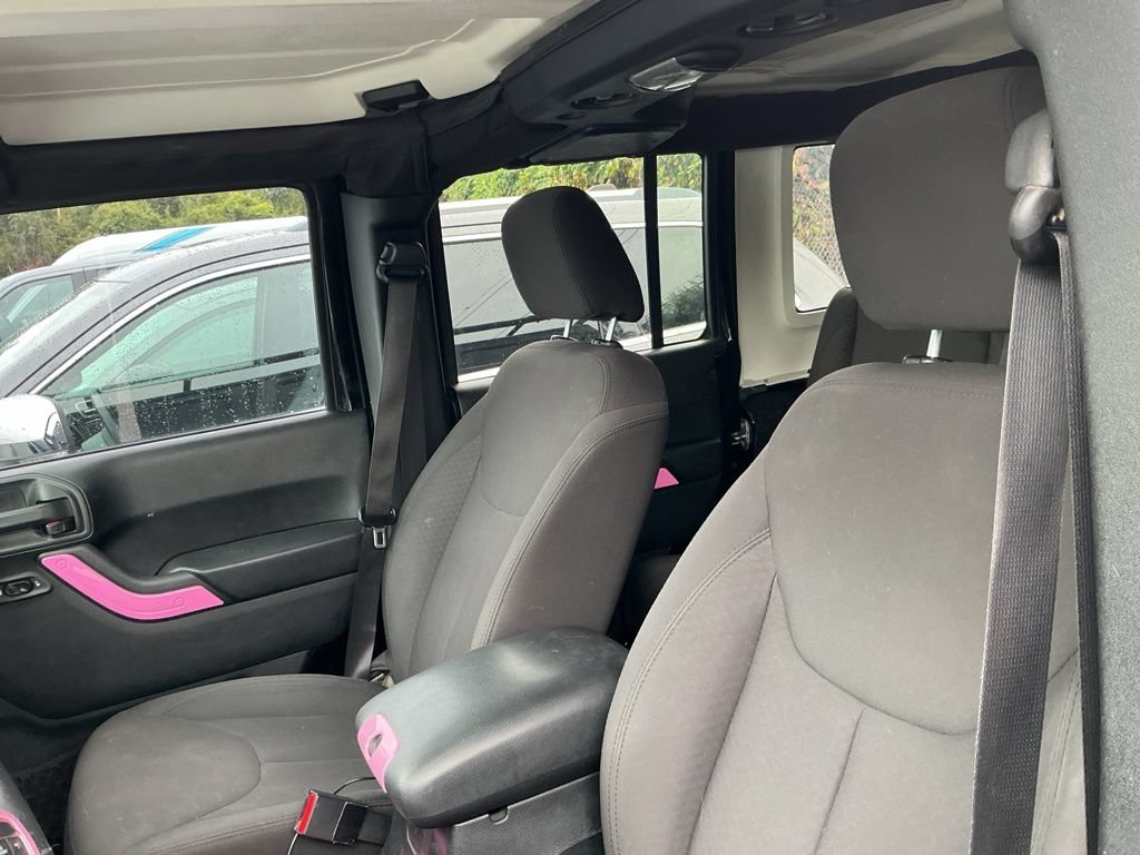 Used 2016 Jeep Wrangler Unlimited Sport AWD/4WD image 10