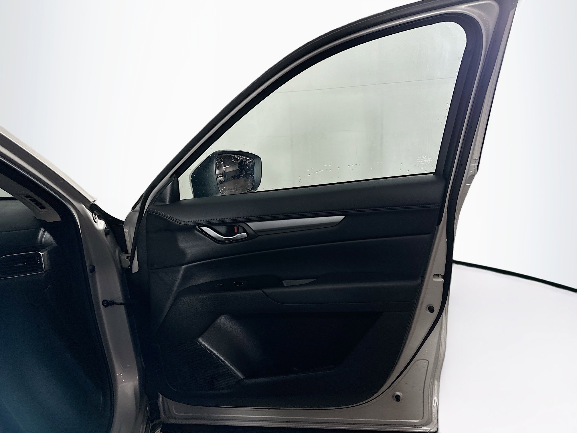 Used 2025 MAZDA CX-5 AWD 2.5 S w/ Preferred Package image 31