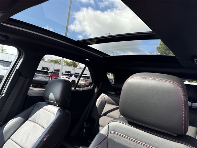 Certified 2022 Chevrolet Equinox RS w/ RS Leather Package image 19