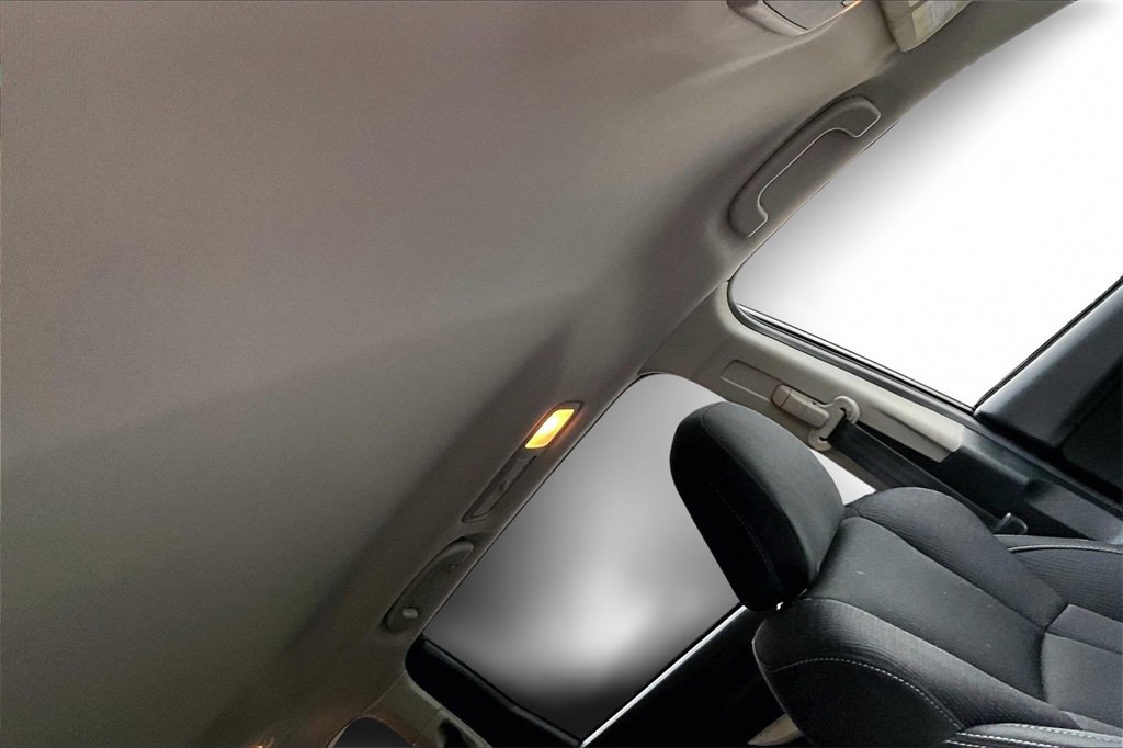 Used 2020 Subaru Ascent Premium w/ Convenience Package image 17